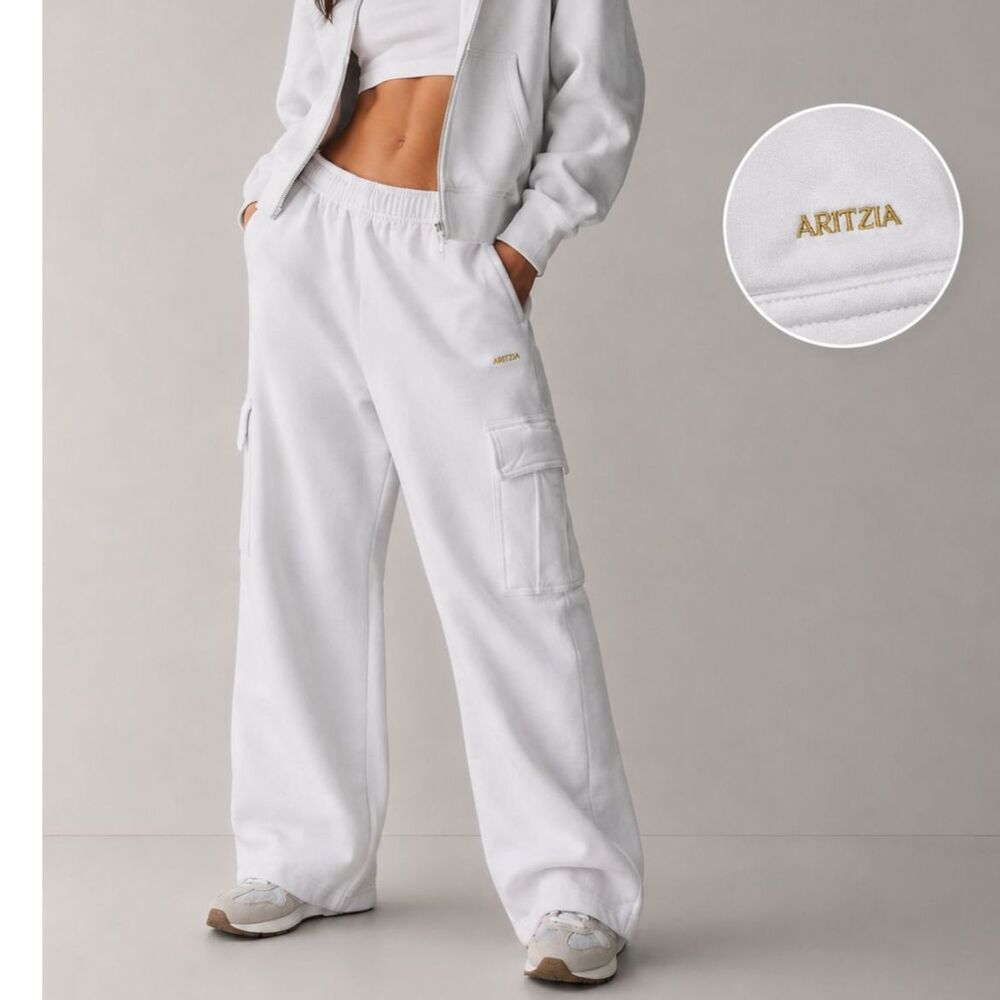 Aritzia Tna Cozy Sweatfleece Mega Cargo Pant White Hero & Gold Logo Small